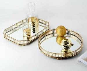 Plateau de service conçu avec une finition lisse et un savoir-faire artistique, ajoutant de l'élégance à chaque occasion. - Product Image 6