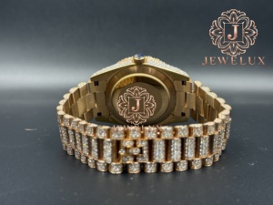 Reloj de Diamantes Moissanite Estilo Hip Hop al por Mayor para Distribuidores de Joyería, Boutiques de Moda y Vendedores en Línea Disponible para la Venta - Product Image 2