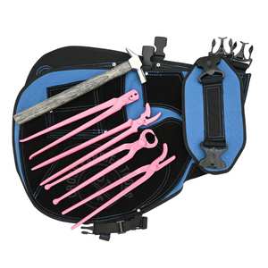 Kit d'outils de fermeur en gros avec tire-crochet noir, marteau de fermeur rose, outil de démontage de fer à cheval, outil de cintrage de clous d'alligator - Product Image 1