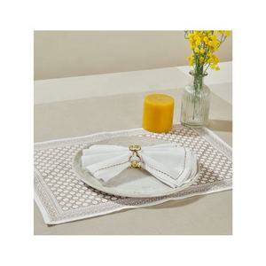 Serviettes de table en coton biologique brodées de fleurs personnalisables tendance 2024, isolation thermique, 60*60cm, durables, pour enfants - Product Image 6