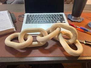 Collares de Cuentas Gruesas con Cadena de Eslabones Chapados en Oro y Madera Hechos a Medida en Colores y Tamaños Surtidos para Reventa con Diseño Único - Product Image 2