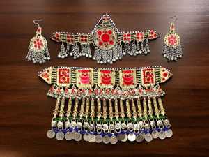 Vintage Artificial Alloy 4-Piece Maang Tikka Necklace & Earring <b>Set</b> with Full Coin Pearl Embroidery for Wedding Engagement - Product Image 5