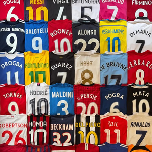 Maillots de football d'occasion authentiques de marques variées - Product Image 1