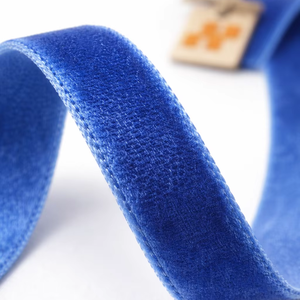 ริบบิ้นกำมะหยี่เนื้อนุ่มแบบทอ ขนาด 8 มม. ยี่ห้อเนลกามัล อินดัสทรีส์  ทนต่อการหดตัวด้านเดียว ผลิตจากโพลีเอสเตอร์ 100% สำหรับตกแต่งและห่อของขวัญ - Product Image 1