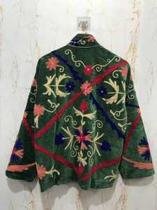 Veste Suzani en velours vert dynamique, brodée à la main, motif floral, style bohème, collection exclusive pour femmes, blazer d'hiver - Product Image 5