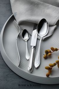 Ensemble de vaisselle de luxe moderne en acier inoxydable, collection de salle à manger pour hôtels, restaurants et services de traiteur - Product Image 1