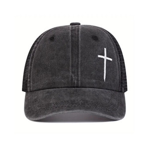 Gorra trucker de béisbol cristiana vintage de algodón lavado personalizado con bordado de cruz y parte trasera de malla, con efecto desgastado - Product Image 4