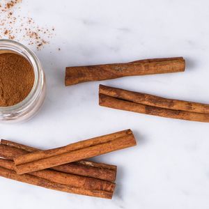 Pure Natural <b>Cinnamon</b> Sticks With Rich Aroma Fine Texture Carefully Selected For Food Ingredient Applications - Product Image 3