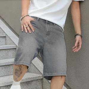 Nouveaux shorts en jean asymétriques taille mi-haute pour hommes, en coton délavé, style décontracté d'été, prix usine OEM - Product Image 5