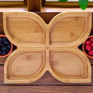 Bandeja de Madera Artesanal de 4 Secciones para Servir Aperitivos, con Forma de Hoja, Tazón Dividido para Nueces, Organizador Multiusos para Frutos Secos, Dulces y Frutas - Product Image 4