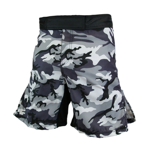Shorts de boxe unisexes style Muay Thai 100% polyester imprimé numérique noir et blanc à blocs de couleur séchage rapide coupe ample pour adulte - Product Image 5