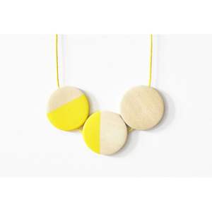 Collier de bijoux naturels faits à la main, perles en résine et en bois, accessoires de mode en cristal pour les amateurs de mode durable - Product Image 4