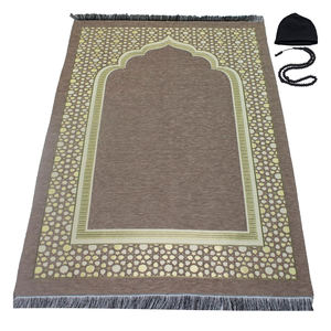Tapis de prière doux, fabriqué à la machine, antidérapant, pour la maison et les voyages, design léger, usage quotidien, tapis de prière musulman classique avec rembourrage doux - Product Image 1