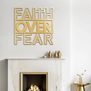 Décoration murale minimaliste FAITH OVER FEAR finition dorée, idéale pour le bureau, la salle de sport à domicile, la salle d'étude et l'angle de motivation, en provenance d'Inde. - Product Image 5