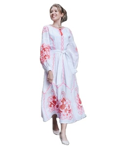 Robe brodée ukrainienne manches longues longueur mollet avec encolure en O tissée et durable avec ceinture naturelle - Product Image 1