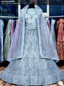 Nuevo Vestido de Fiesta de Diseñador con Bordado Pesado y Trabajo de Espejos, con Dupatta, Hermoso Vestido Étnico Indio para Boda - Product Image 5