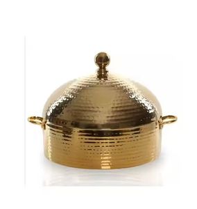 Casserole vintage vert foncé à motif floral avec couvercle, design ovale, ustensile de cuisine haut de gamme avec poignées et emblème doré - Product Image 1