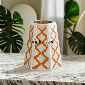 Elegante Portavelas con Incrustaciones de Hueso, Decoración de Lujo para el Hogar por Tradebyd - Product Image 2