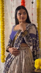 Conjunto de Lehenga Choli con estampado Kalamkari de estilo tradicional y diseño llamativo, ideal para fiestas, celebraciones y bodas. - Product Image 2