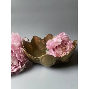 Hermosa tazóna de latón para servir, que convierte la comida ordinaria en una presentación real. - Product Image 2