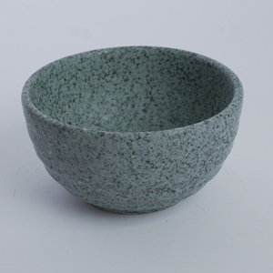 Tazón Pequeño de Cerámica Hecho a Mano y Personalizable para Restaurante Japonés, Vajilla Elegante para Servir Arroz, Sopa y Postre - Product Image 5