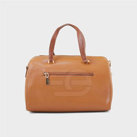 Sacs en cuir pour femmes, sacs à main élégants et tendance, sacs à bandoulière haut de gamme, sacs fourre-tout modernes, accessoires légers en cuir véritable