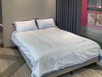 Rumah Baja Ringan Modern Anti Badai, Aluminium Ringan Tahan Air Ramah Lingkungan, Kabin Apple dengan Dua Kamar Tidur dan Toilet