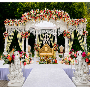 Mandap de mariage rond sur le thème du jardin élégant, style palais blanc pour mariage asiatique, mandap époustouflant pour la cérémonie de Varmala. - Product Image 1
