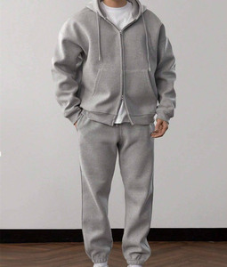 Survêtement gris chiné uni pour homme – Coupe régulière, respirant, écologique, vêtements de sport décontractés avec sweat à capuche zippé et pantalon de jogging - Product Image 2