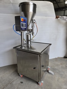 Machine de remplissage semi-automatique électrique numérique à piston en acier inoxydable avec contrôle PLC pour miel, gel et eau pure - Product Image 4