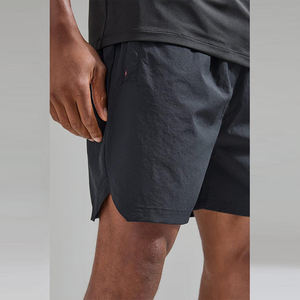 กางเกงขาสั้นออกกำลังกายผู้ชายคุณภาพสูง OEM ราคาโรงงานขายส่ง ผ้าฝ้ายใส่สบาย มีกระเป๋าสองช่อง - Product Image 3