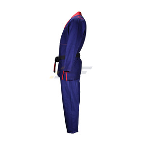Kimono de Jiu-Jitsu Brésilien brodé noir personnalisé, léger, confortable, pour le karaté et les arts martiaux. - Product Image 5