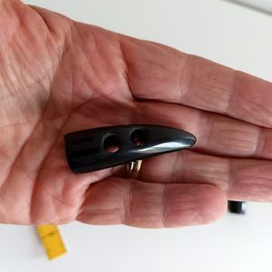 Handcrafted Eco-Friendly Animal Style Buffalo Horn <b>Toggle</b> with Polished Technique High Quality Natural Material Jewelry - Product Image 4