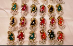 Élégants embellissements faits main en paisley avec pompons perlés pour la décoration festive, accessoires de chemisier, ensemble de latkans pour lehenga - Product Image 2