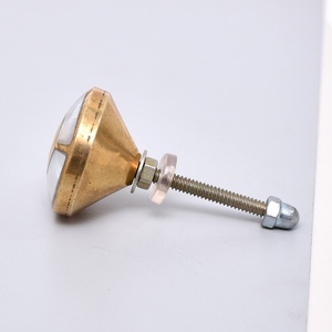 Pomo Redondo de Latón Mughalcrafs con Incrustaciones de Madreperla, Tirador Moderno para Muebles MC K 118 para Cajones de Cocina, Armarios y Cómodas - Product Image 3