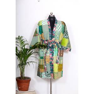 Nouvelle arrivée : Robe kimono vintage en soie patchwork Kantha, peignoir recyclé avec ceinture, vêtement de nuit pour femmes - Product Image 1