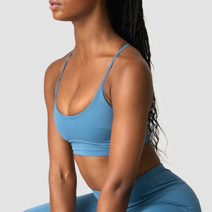 Sujetador deportivo de yoga de nailon para mujer, con espalda en Y, diseño liso, parte inferior acanalada personalizada, alta elasticidad, ajuste ceñido, color liso, para correr y entrenar - Product Image 3