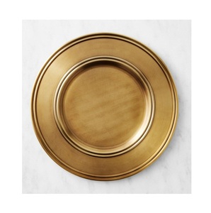 Assiettes de présentation en laiton de style premium à bord large, assiettes de base pour la table, assiettes rondes pour la table, pour la réception de mariage et la mise en scène d'événements - Product Image 6