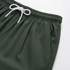 Shorts de course en tissu performant Easy Care pour hommes, séchage rapide, parfaits pour une utilisation sportive quotidienne, doux pour la peau, service OEM. - Product Image 3