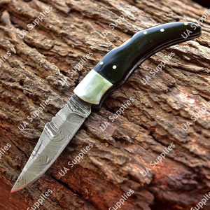 Navaja de bolsillo plegable profesional de acero de Damasco hecha a mano con mango de madera Pakka, hoja biselada, funda de cuero, venta al por mayor OBM, cierre trasero - Product Image 5