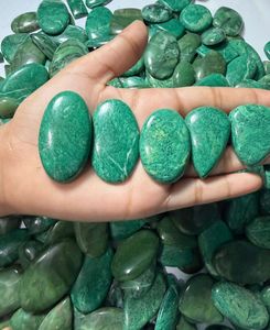 Jade natural verde Paradise Cabochon, colgante de cristal suelto de diseño, gema para joyería curativa - Product Image 5