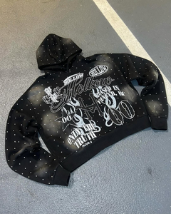 Vente en gros Sweat à capuche vintage coupe ample, délavé à l'acide, effet vieilli, en coton et polyester, grammage lourd, avec impression en relief de strass et fermeture éclair - Product Image 2