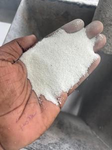 Poudre de pierre volcanique micronisée super blanche en granulés, poussière de concasseur de pierre fine du Rajasthan pour la peinture, le remplissage et le revêtement - Product Image 2