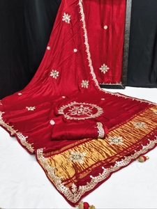 Sari en soie pure de Jaipur avec travail Gotta Patti, sari traditionnel fait main par un designer - Product Image 1