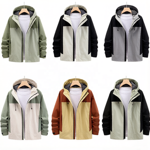 Veste à capuche légère pour homme en polyester 100% résistante à l'eau avec blocs de couleur, coupe-vent de performance pour la randonnée et le trekking en extérieur pour femme - Product Image 1