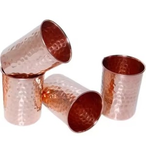 Ensemble de 2 verres à boire en cuivre pur martelé à la main, design moderne et écologique, pour mariage, cuisine, usage domestique, prix raisonnable - Product Image 4