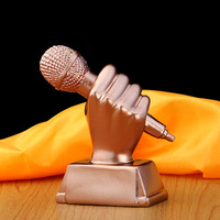 Prix personnalisé de la voix musicale Microphone en résine pour galvanoplastie/peinture Trophée de Microphone en or