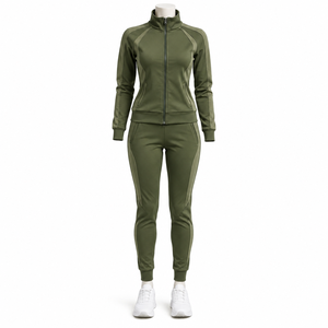 Conjunto Deportivo de Mujer de Alta Calidad, Color Rojo, con Capucha, Manga Larga, Pantalones Casuales de Color Sólido, Transpirable, 100% Algodón, Corte Regular, para Otoño - Product Image 5
