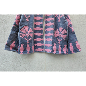 Chaqueta de invierno de terciopelo negro con bordado Suzani, diseño floral, a prueba de viento, para mujer, regalo para ella. - Product Image 5