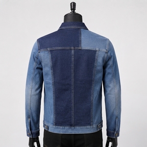 Chaqueta Vaquera Oversize para Hombre, Tela Vaquera Resistente, Corte Holgado, Cierre de Botones, Múltiples Bolsillos, Estilo Urbano Moderno, Ropa Casual de Exterior, OEM - Product Image 2